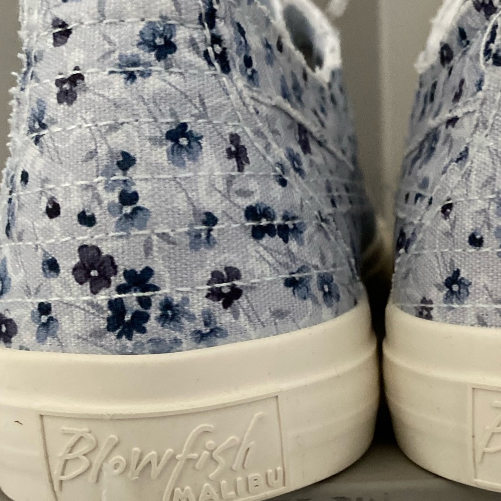 Blowfish Sneakers - Blue Floral - Picture 5 of 7